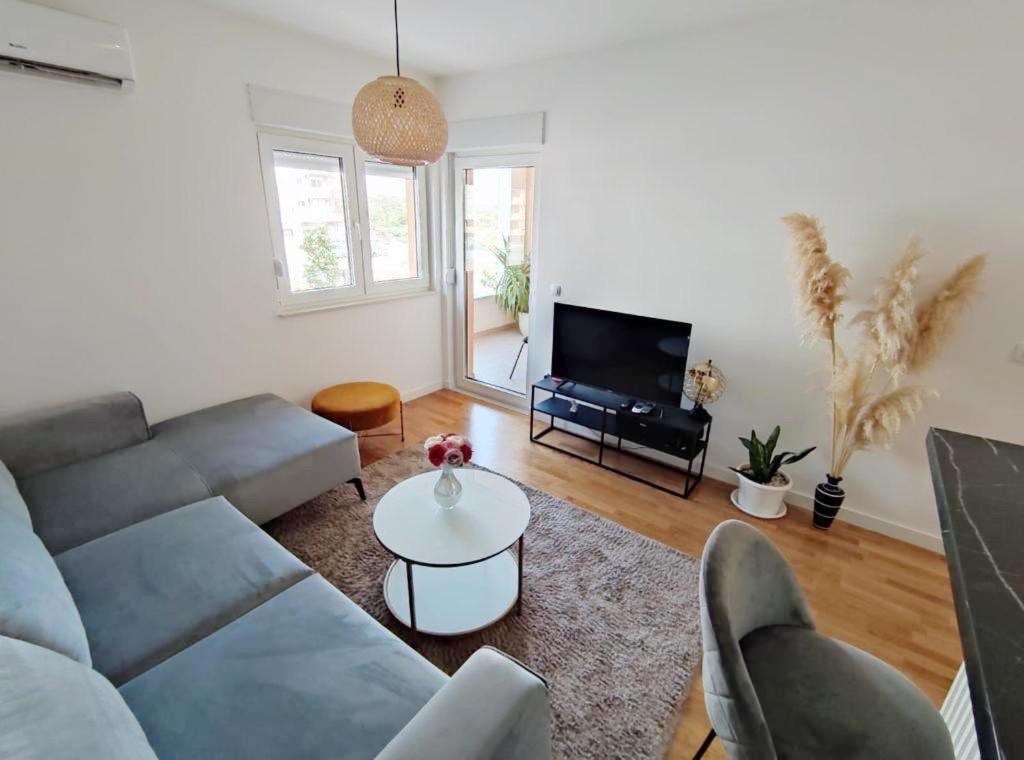 Apartman Capljina Bagian luar foto
